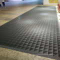 Produce high-quality non-slip mats for hotel floors and gates